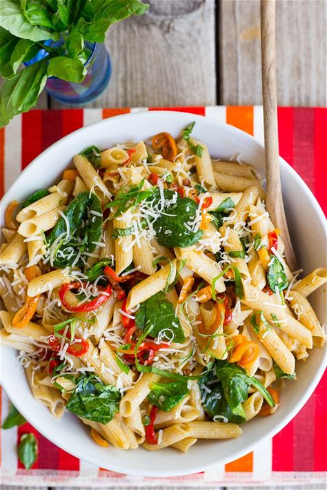balsamic-sweet-pepper-pasta-with-spinach-and-parmesan image