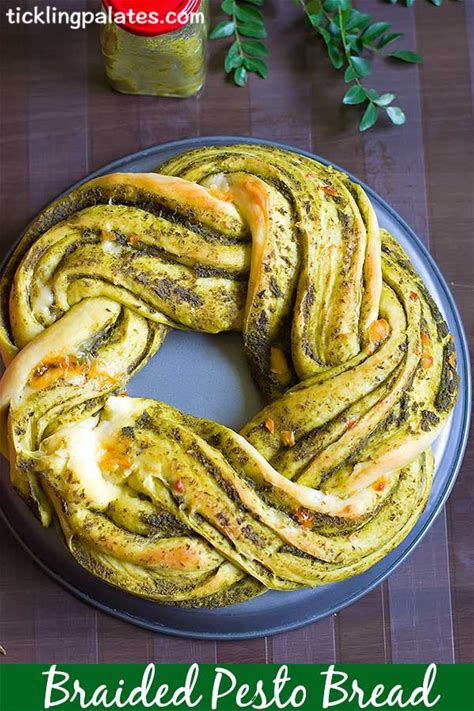 braided-pesto-bread-recipe-pesto-wreath-bread image