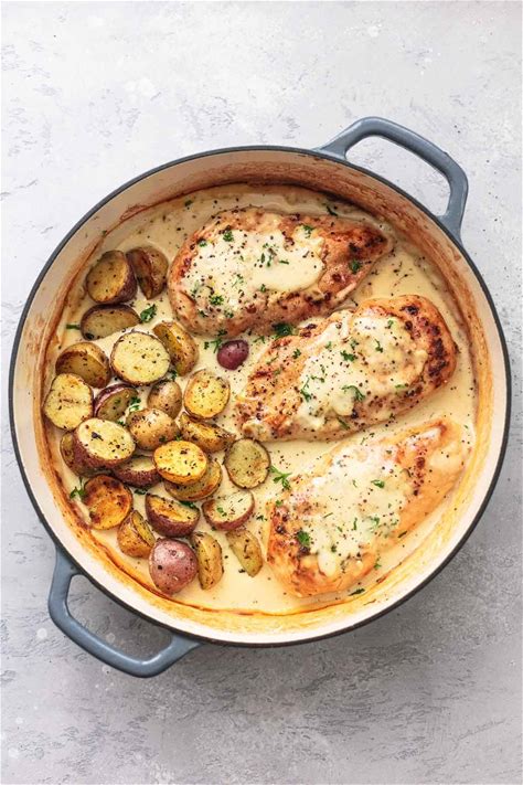 chicken-and-potatoes-with-dijon-cream-sauce-creme image