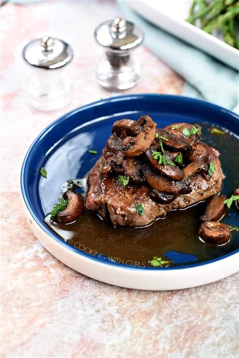 steak-marsala-cooking-with-curls image