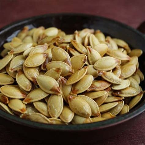 roasted-squash-seeds-pumpkin-butternut-acorn image