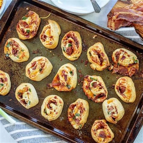 bacon-pinwheels-recipe-buns-in-my-oven image