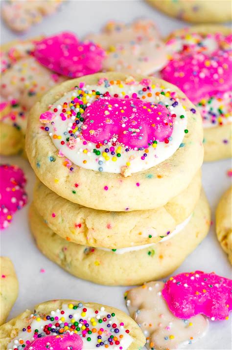 circus-animal-sugar-cookies-kathryns-kitchen image