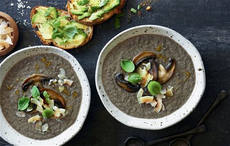 creamy-mushroom-and-coconut-soup-healthy-food image