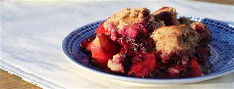 blackberry-peach-cobbler-forks-over-knives image