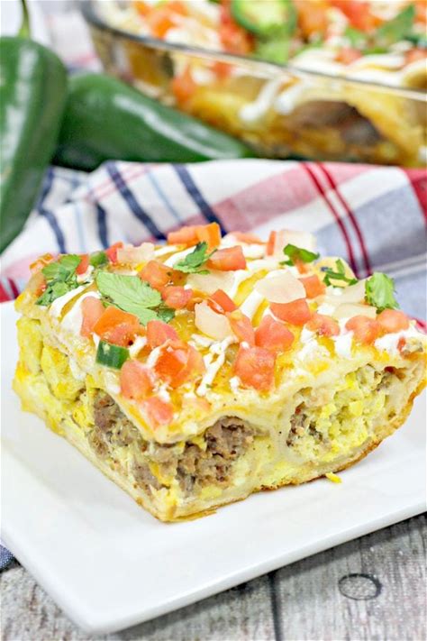 spicy-mexican-breakfast-casserole-baking-beauty image