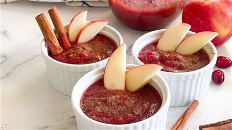 instant-pot-cranberry-applesauce-recipe-mashed image