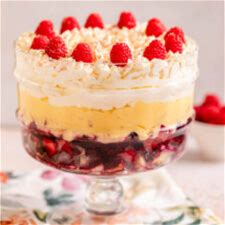 english-trifle-confessions-of-a-baking-queen image