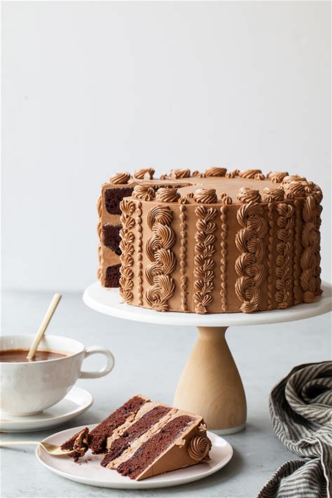chocolate-toffee-crunch-cake-the-cake-blog image