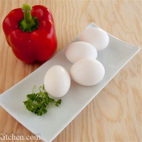 simple-bell-pepper-egg-in-a-hole-recipe-natashas image