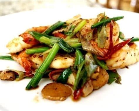 easy-scallion-and-ginger-shrimp-stir-fry-the-woks image
