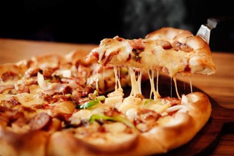 copycat-pizza-huts-pizza-stuffed-crust-pizza-dough image