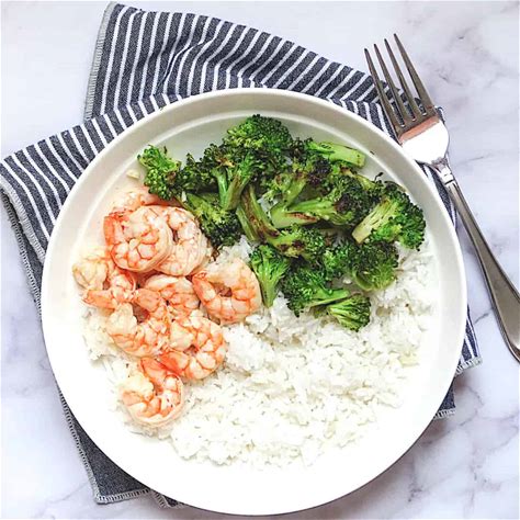 garlic-lime-shrimp-and-rice-bowl-with-broccoli-tasty-oven image