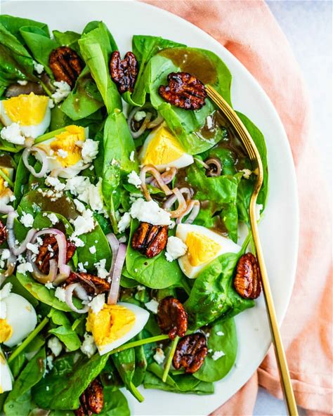 perfect-spinach-salad-no-really-a-couple-cooks image