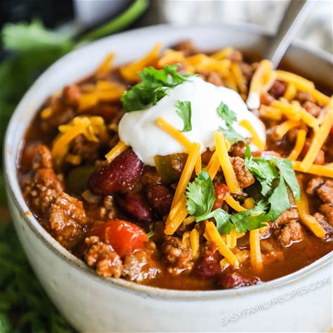 easy-crock-pot-chili-best-thick-chunky-beef-chili image