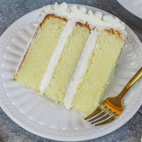 gluten-free-vanilla-cake-easy-fool-proof-gf-cake image