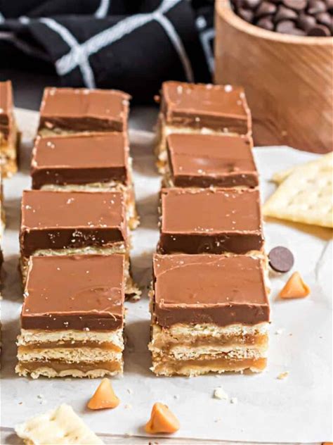 caramel-club-cracker-bars-recipe-shugary-sweets image