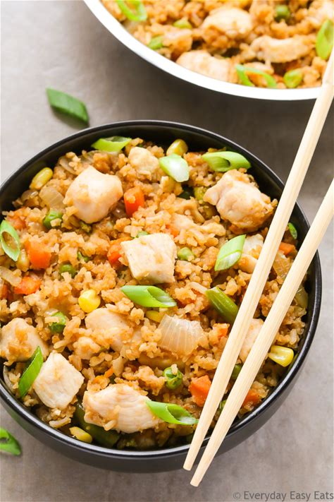 healthy-chicken-fried-rice-with-brown-rice-easy image