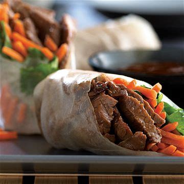 beef-spring-rolls-with-carrots-and-cilantro-beef-its image