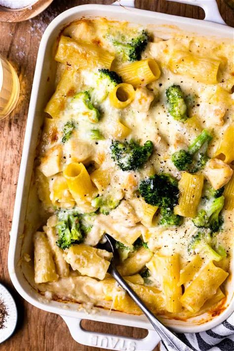 creamy-chicken-and-broccoli-pasta-bake image