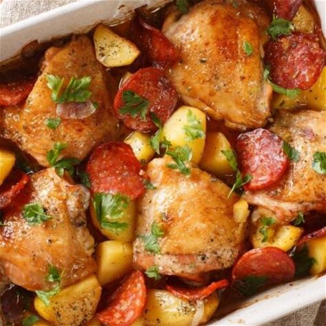 10-best-chicken-and-chorizo-recipes-insanely-good image