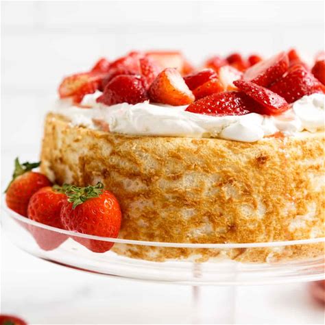 strawberry-shortcake-with-angel-food-cake-joyous image
