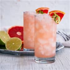 paloma-cocktail-recipe-with-fresh-grapefruit image