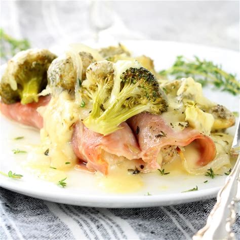 chicken-cordon-bleu-casserole-with-broccoli-taste image