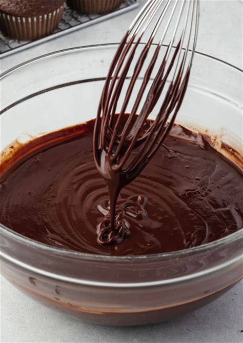 how-to-make-chocolate-ganache-flavor-the-moments image