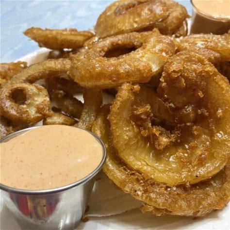 beer-battered-onion-rings-country-at-heart image