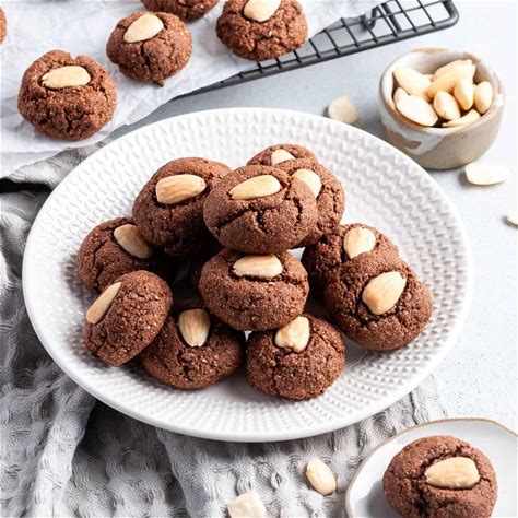 chocolate-almond-flour-cookies-gluten-free-its image