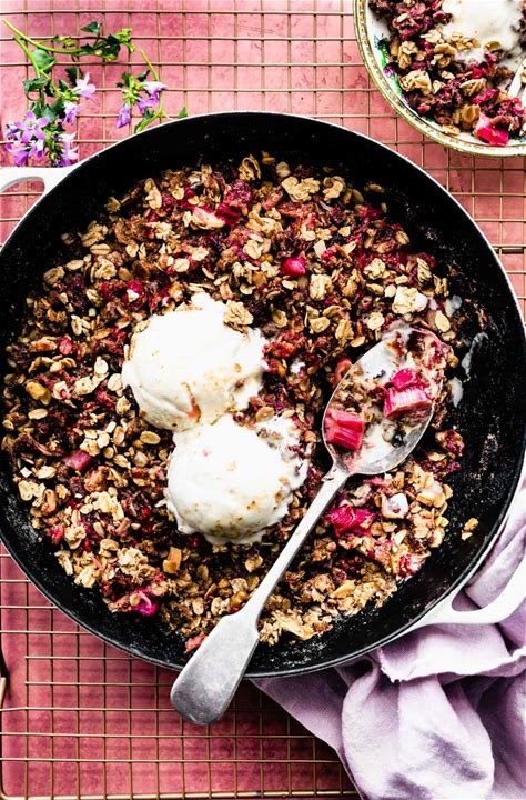 vegan-berry-rhubarb-crumble-recipe-with-oats image