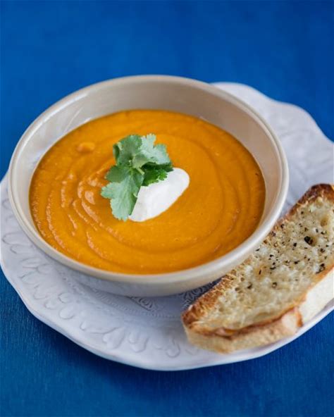 thai-red-curry-pumpkin-soup-marions-kitchen image