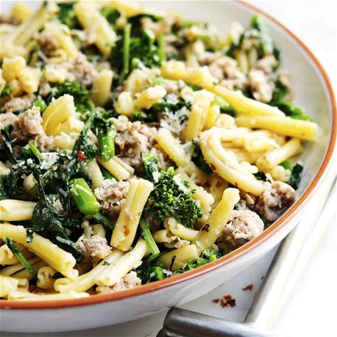 broccoli-rabe-and-sausage-pasta-pinch-and image
