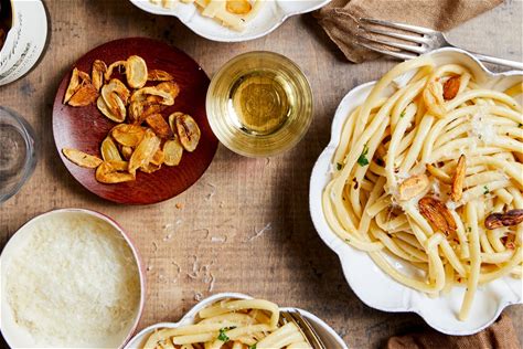 the-ultimate-garlic-pasta-kitchn image