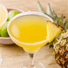 really-easy-4-ingredient-pineapple-margarita image