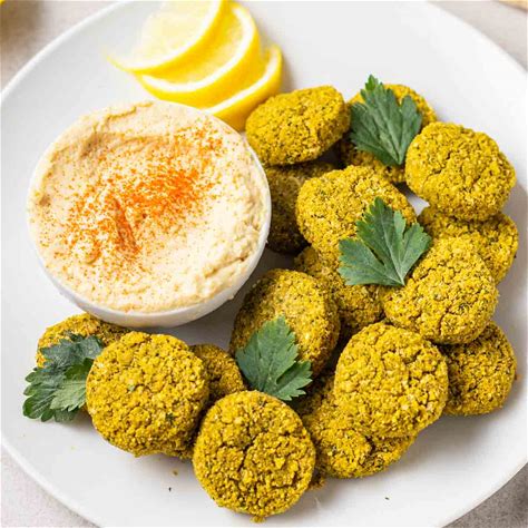 healthy-spicy-vegan-baked-falafel-using-dried image