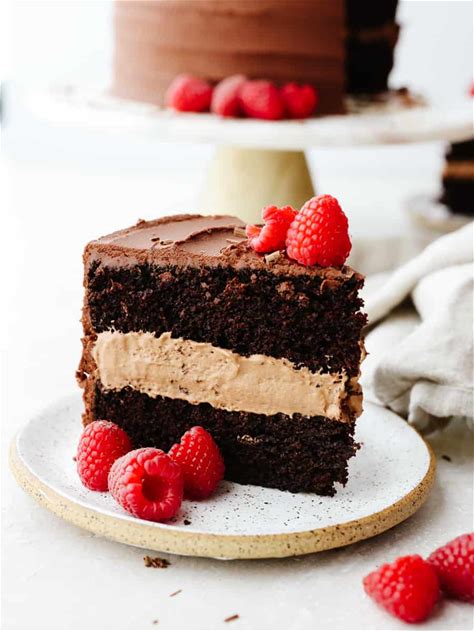 layered-chocolate-mousse-cake-recipe-the image