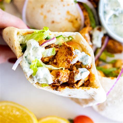 chicken-pitas-with-dill-yogurt-sauce-simply-delicious image