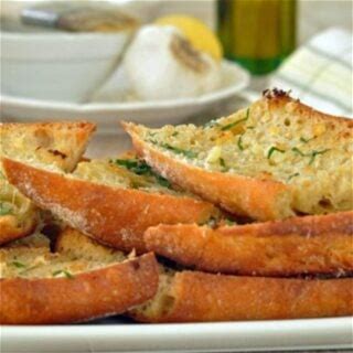 italian-garlic-bread-the-harvest-kitchen image