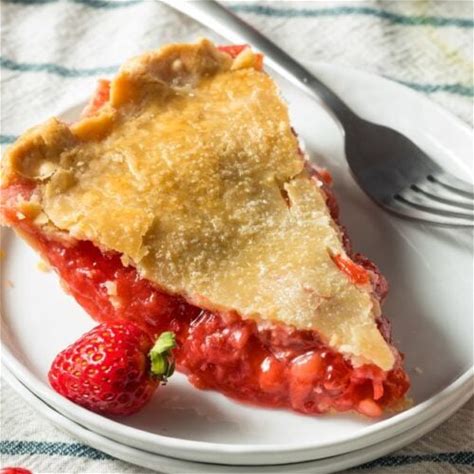 10-must-try-recipes-with-strawberry-pie-filling image