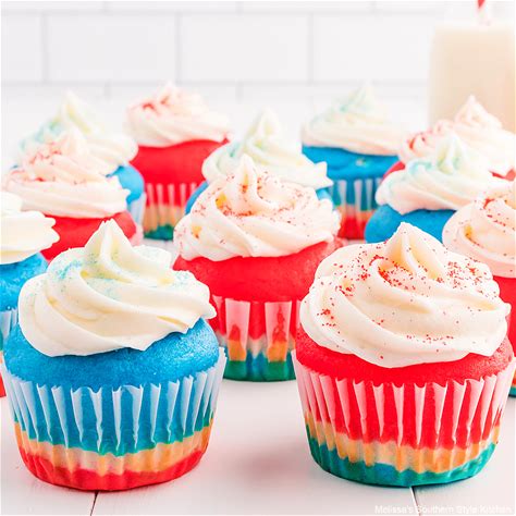 red-white-and-blue-cupcakes image
