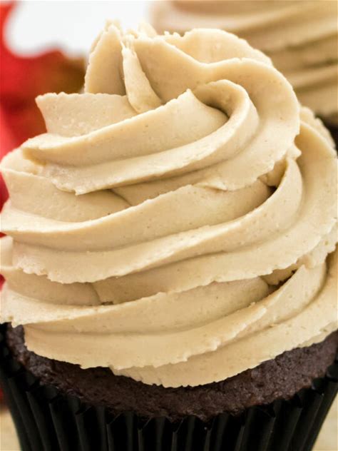 the-best-maple-buttercream-frosting-two-sisters image