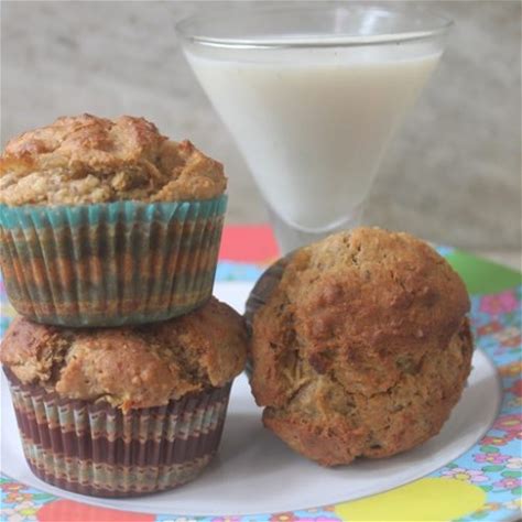apple-ginger-whole-wheat-muffins-recipe-yummy image