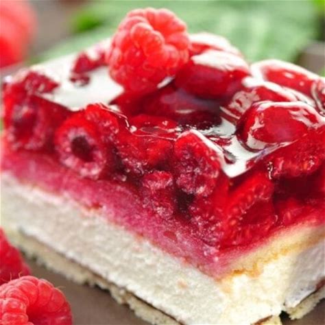 20-red-desserts-to-impress-guests-insanely-good image