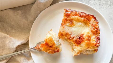 flaky-biscuit-pizza image