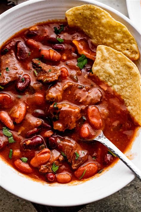 chili-con-carne-beef-chili-easy-weeknight image