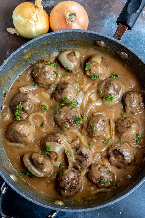 meatballs-and-gravy-with-onions image