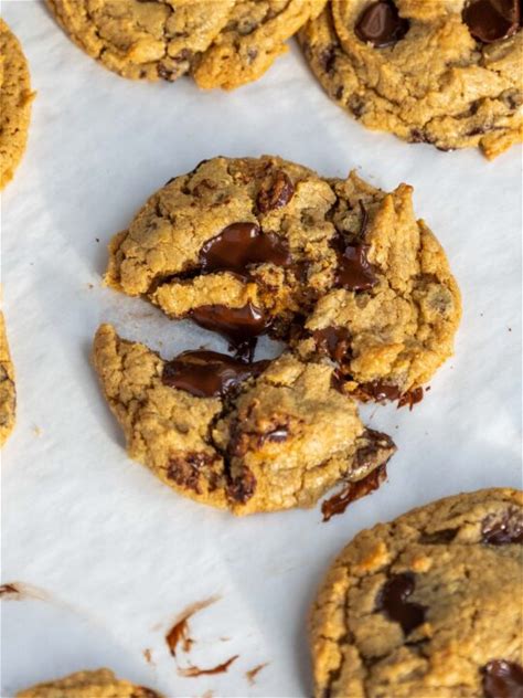5-ingredient-peanut-butter-cookies-the-easiest image