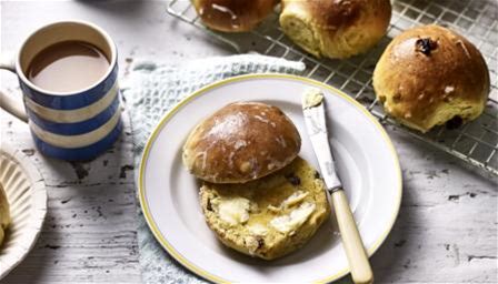 rick-steins-cornish-saffron-buns-recipe-bbc-food image